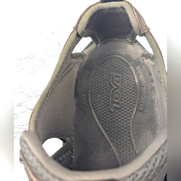 Teva Kimtah Size 12 Men's Leather Sandals Brown